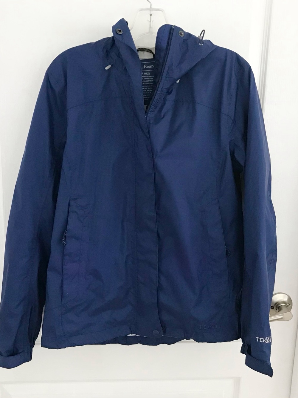 L.L. Bean Blue Trail Model Hooded Ripstop Tek RainJacket, SzS